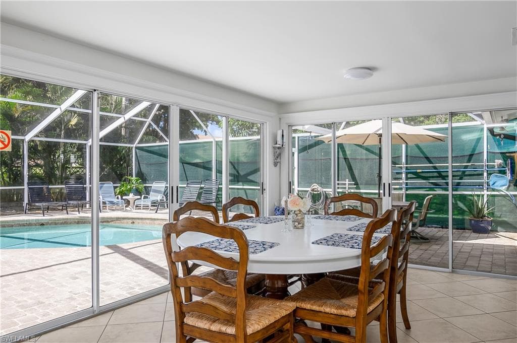 1072 Wisconsin Dr, Naples, FL 34103-15