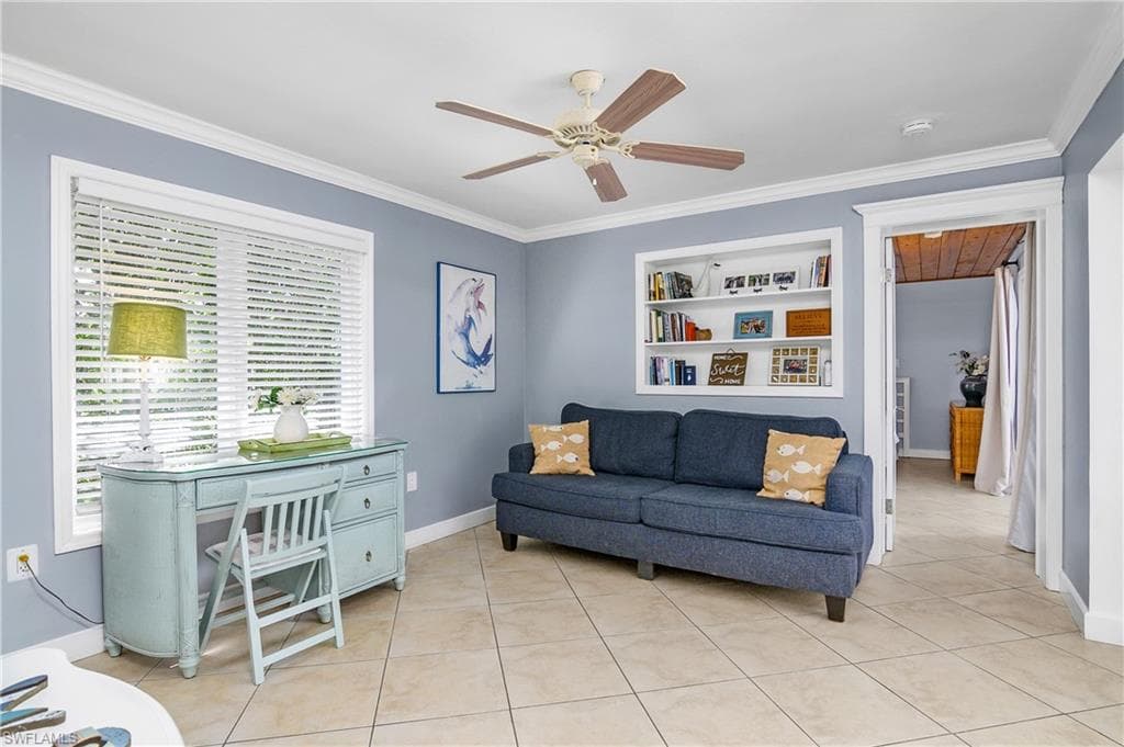 1072 Wisconsin Dr, Naples, FL 34103-30