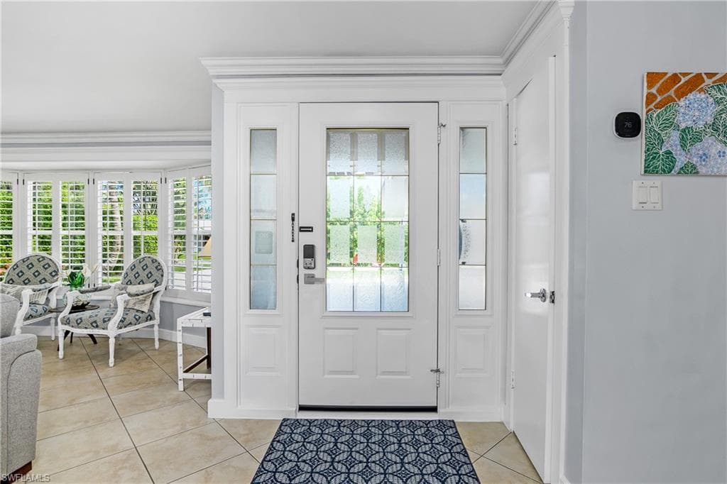 1072 Wisconsin Dr, Naples, FL 34103-5