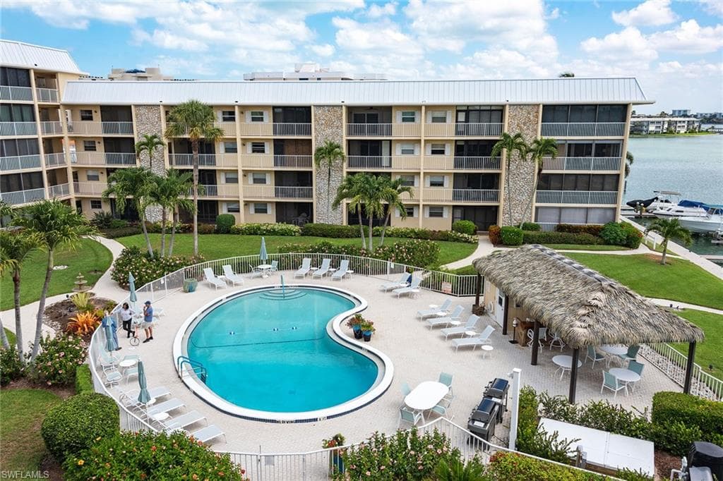 3000 Gulf Shore Blvd N 307, Naples, FL 34103-19