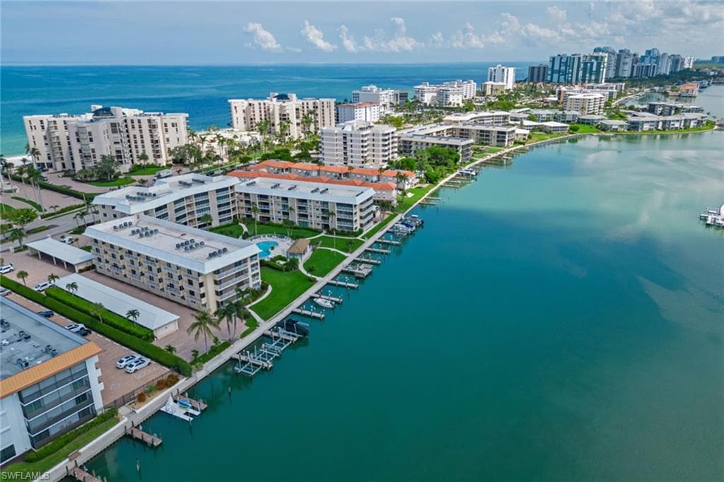 3000 Gulf Shore Blvd N 307, Naples, FL 34103-4