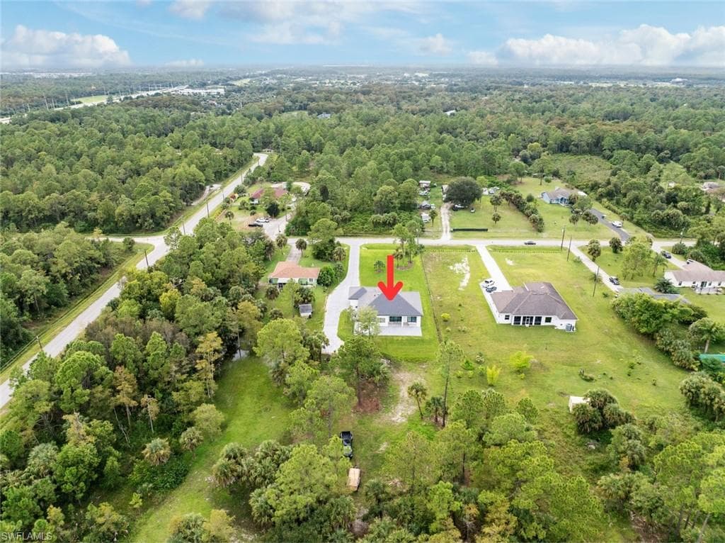 2546 4th St NW, Naples, FL 34120-34