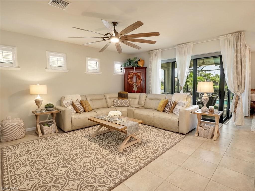 11897 Clifton Ter, Fort Myers, FL 33913-16