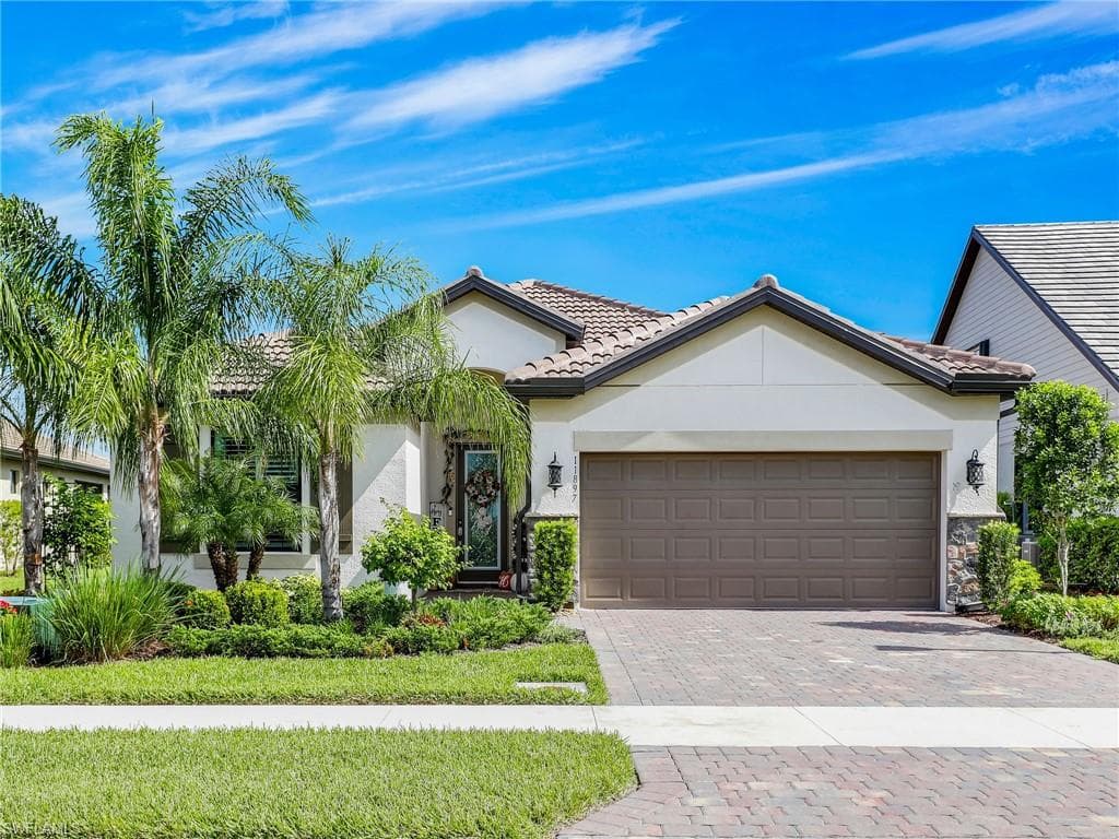 11897 Clifton Ter, Fort Myers, FL 33913-1