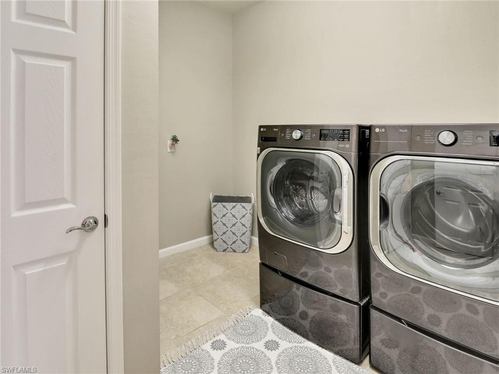 11897 Clifton Ter, Fort Myers, FL 33913-31