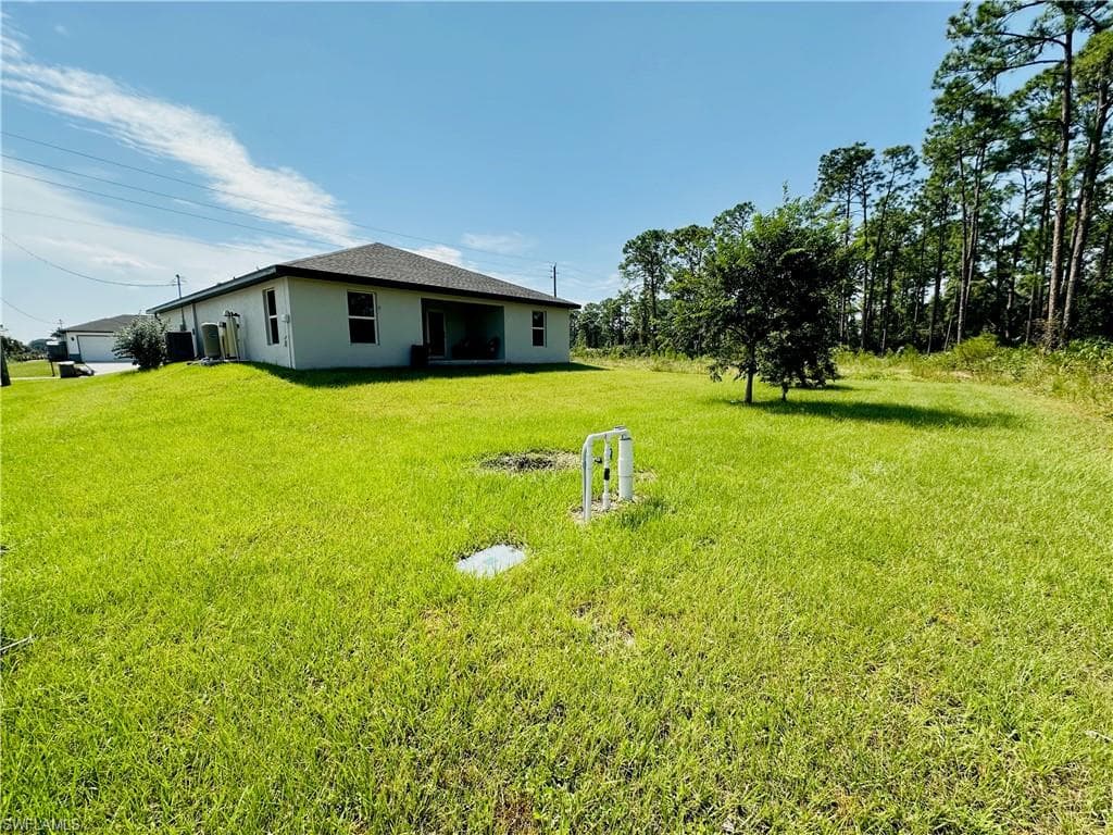 3214 68th St W, Lehigh Acres, FL 33971-10
