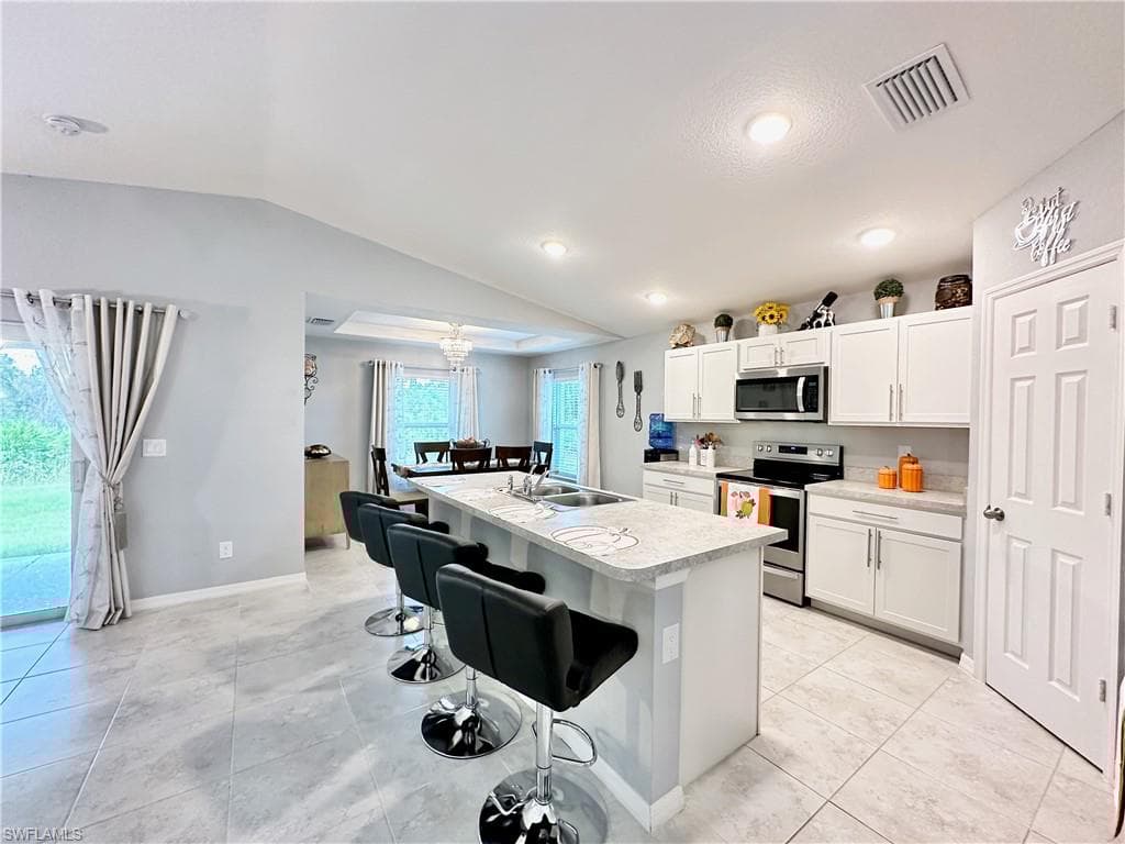 3214 68th St W, Lehigh Acres, FL 33971-25