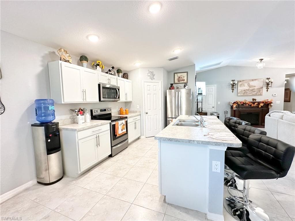3214 68th St W, Lehigh Acres, FL 33971-28