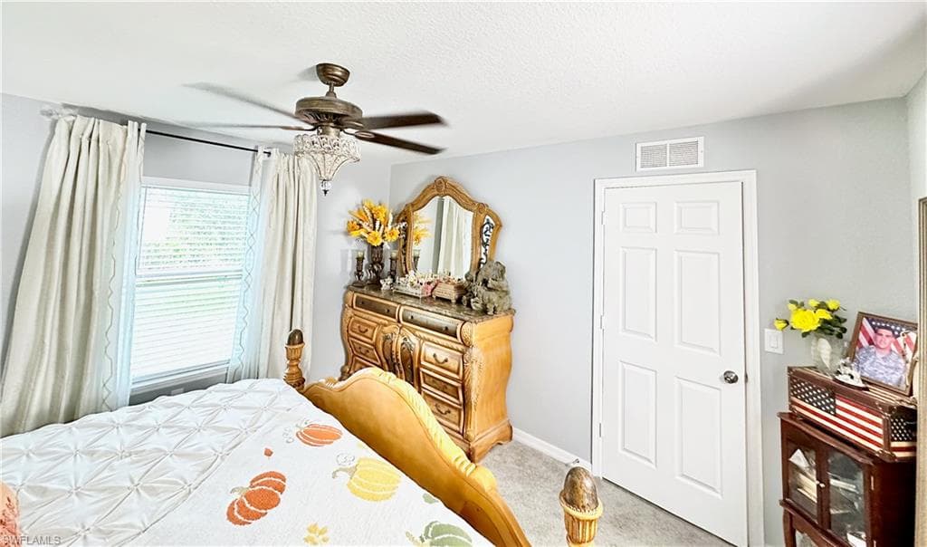 3214 68th St W, Lehigh Acres, FL 33971-38