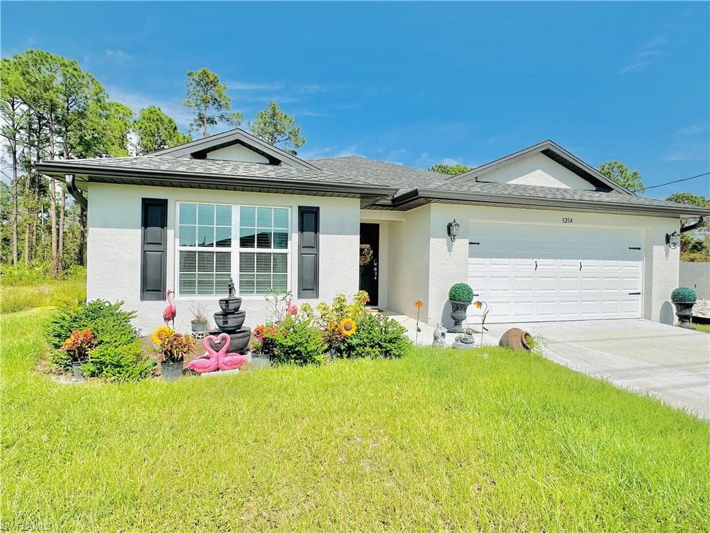 3214 68th St W, Lehigh Acres, FL 33971-3