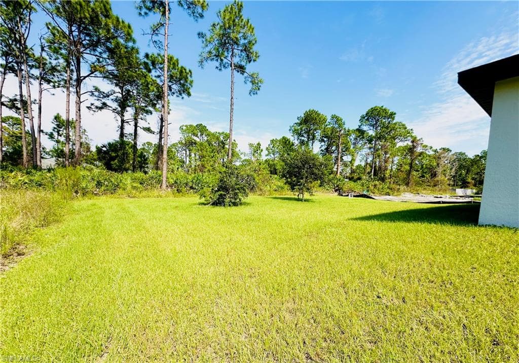 3214 68th St W, Lehigh Acres, FL 33971-6