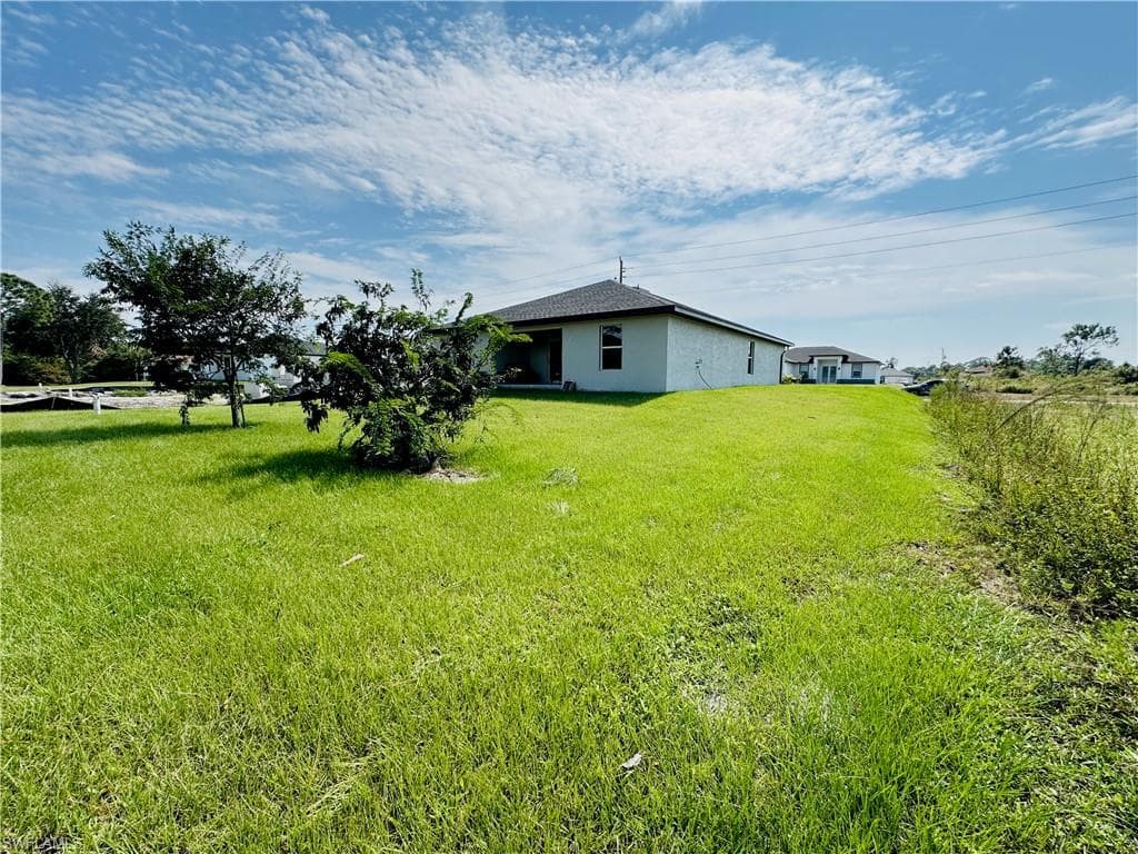 3214 68th St W, Lehigh Acres, FL 33971-7