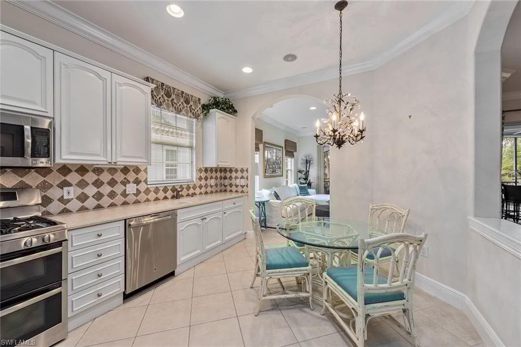 9110 Cascada Way 201, Naples, FL 34114-11