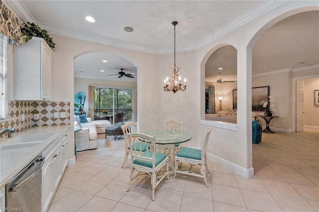 9110 Cascada Way 201, Naples, FL 34114-12
