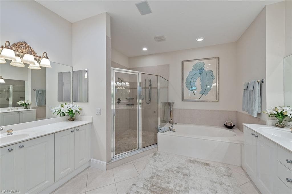 9110 Cascada Way 201, Naples, FL 34114-17