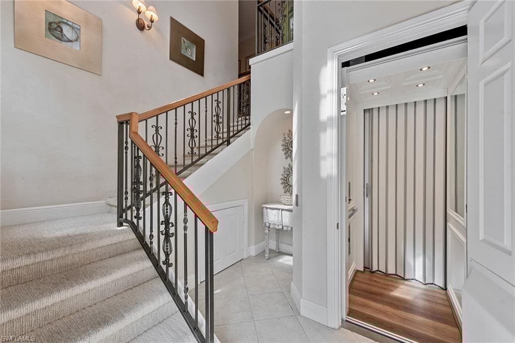 9110 Cascada Way 201, Naples, FL 34114-3