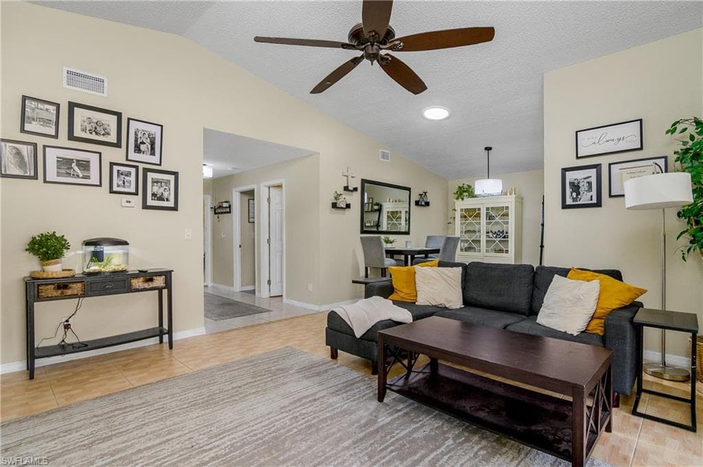 6484 Royal Woods Dr, Fort Myers, FL 33908-9