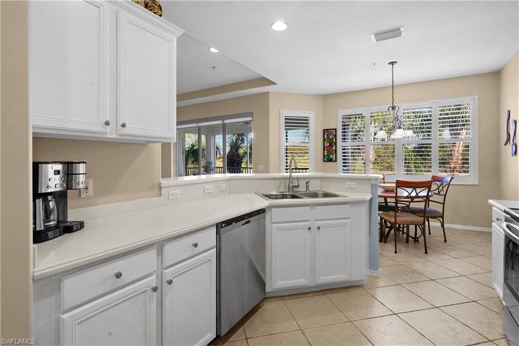 4630 Winged Foot Ct 202, Naples, FL 34112-4