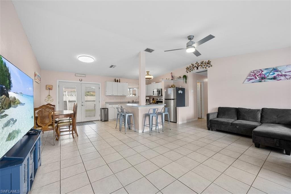 205 23rd St, Cape Coral, FL 33909-4