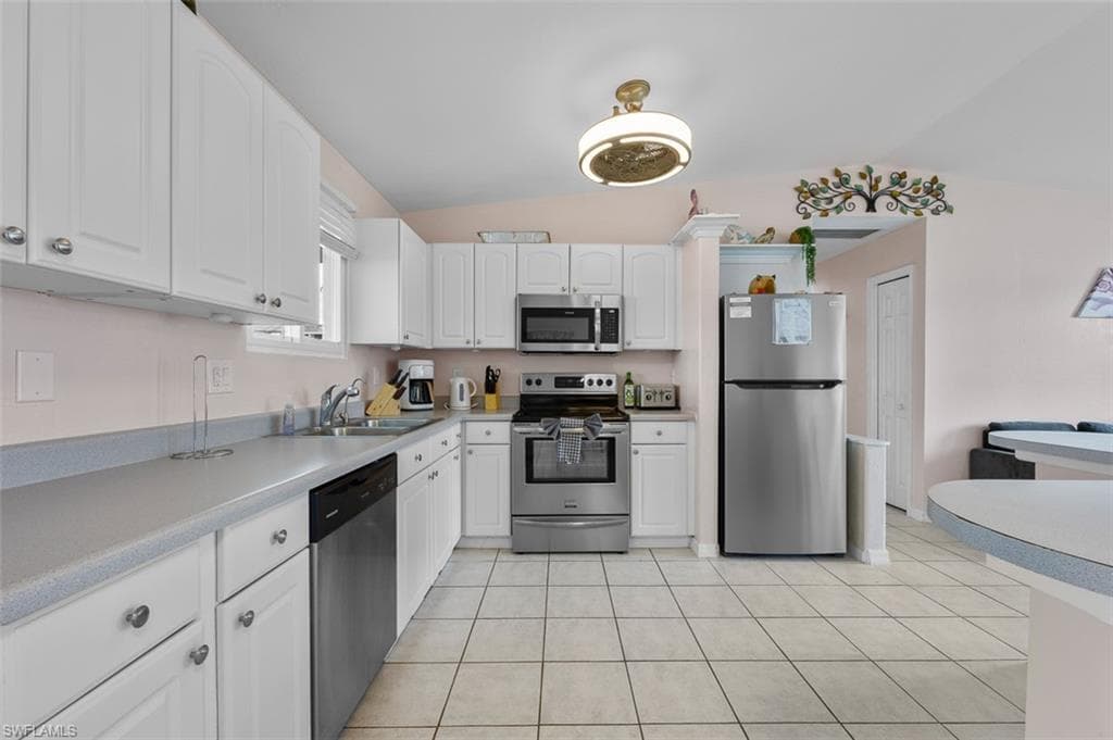 205 23rd St, Cape Coral, FL 33909-6