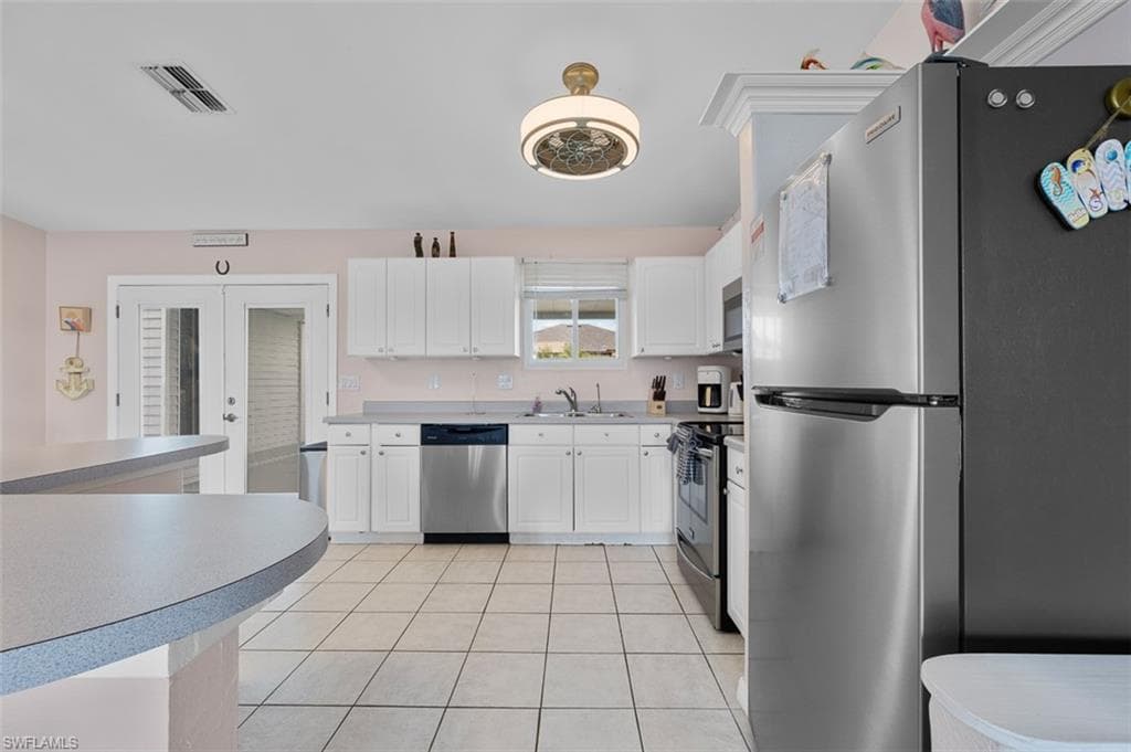 205 23rd St, Cape Coral, FL 33909-7