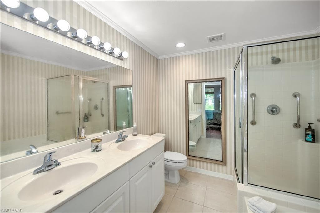 343 Dover Pl A104, Naples, FL 34104-23