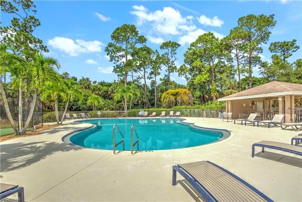 343 Dover Pl A104, Naples, FL 34104-34
