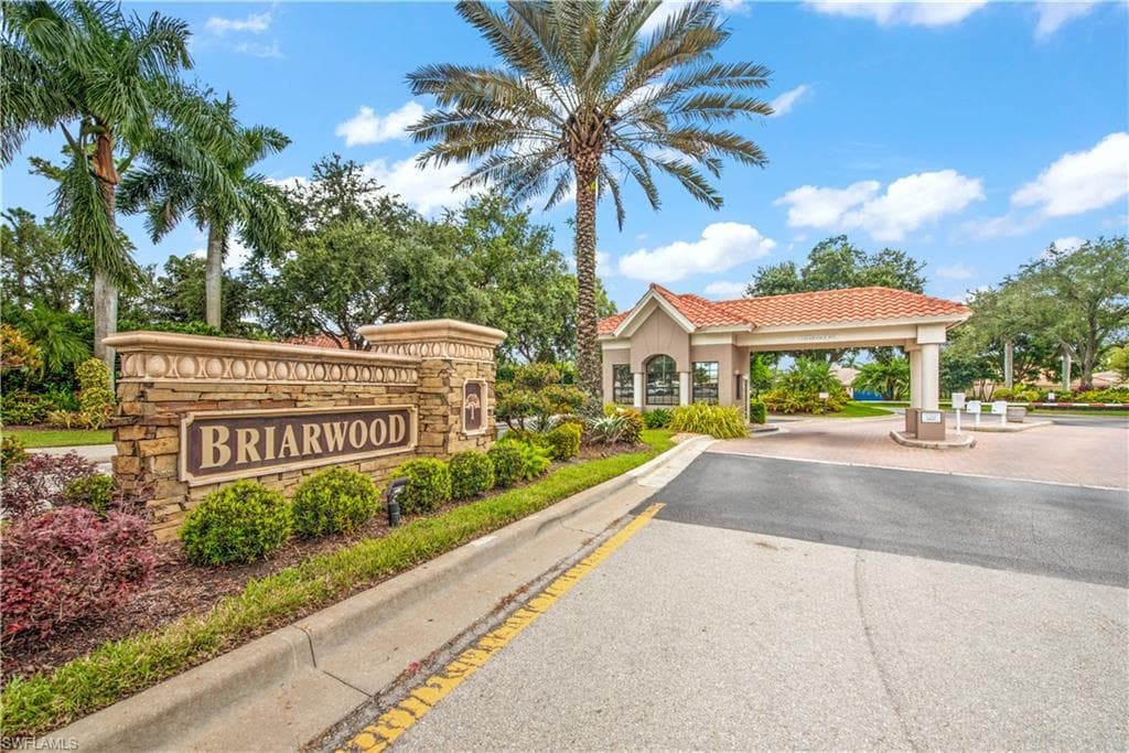343 Dover Pl A104, Naples, FL 34104-3
