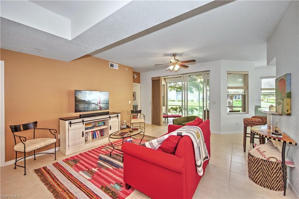 343 Dover Pl A104, Naples, FL 34104-7