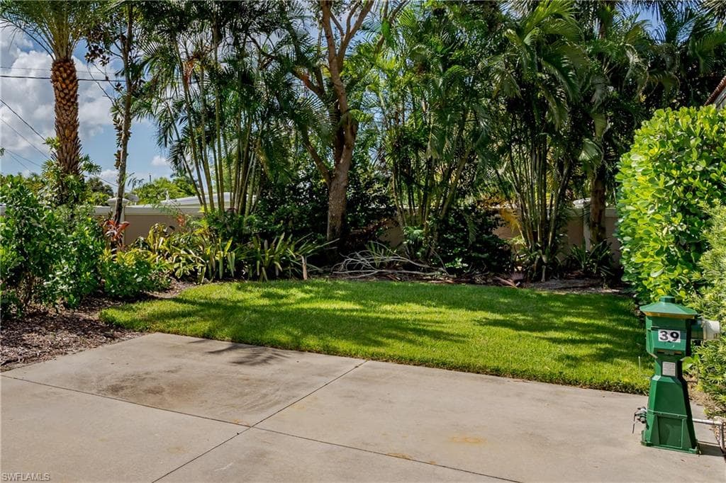 13459 Snook Cir, Naples, FL 34114-29