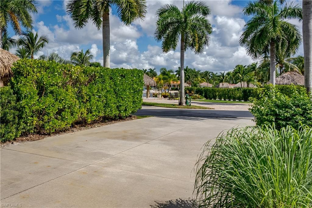 13459 Snook Cir, Naples, FL 34114-37
