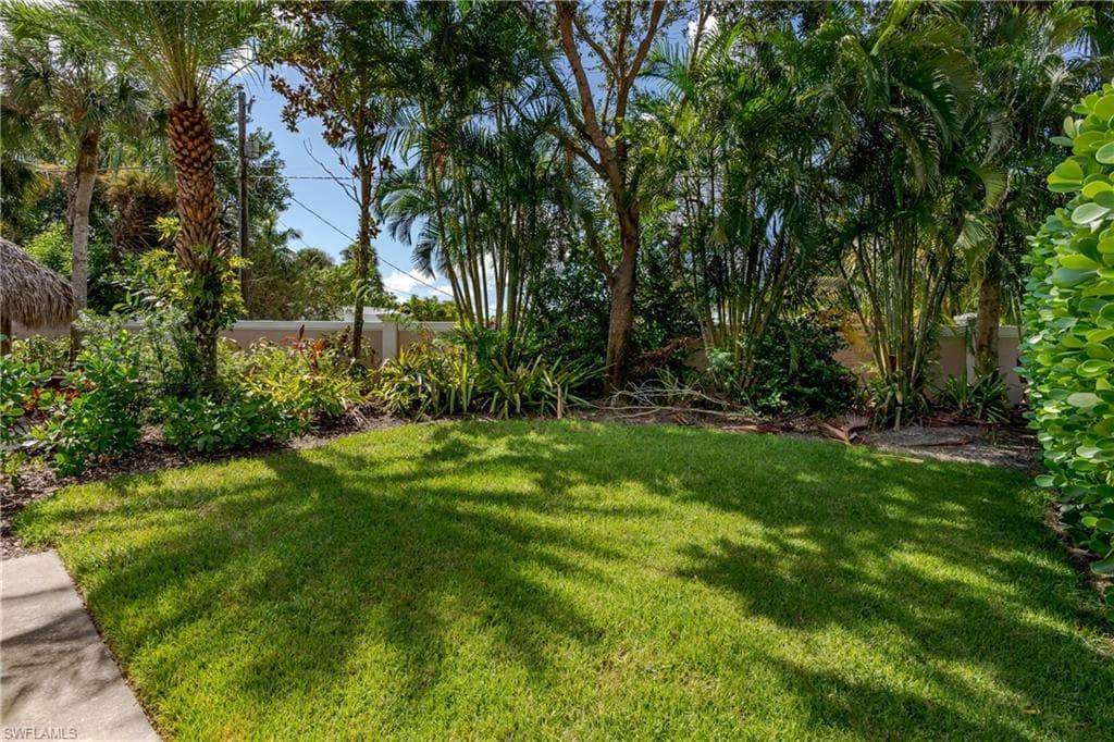 13459 Snook Cir, Naples, FL 34114-3