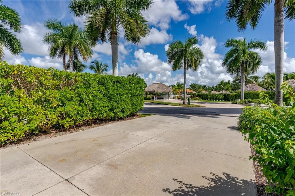 13459 Snook Cir, Naples, FL 34114-40