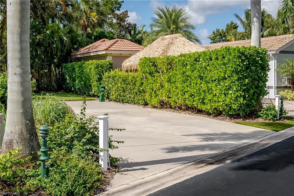 13459 Snook Cir, Naples, FL 34114-7