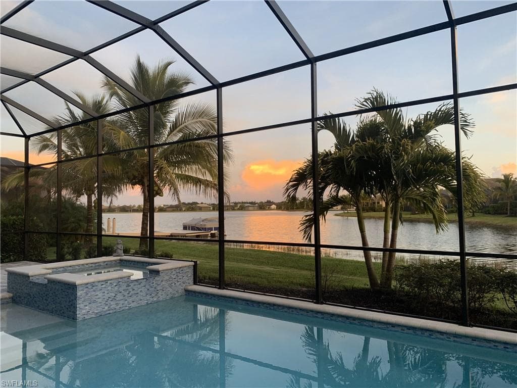 14226 Charthouse Cir, Naples, FL 34114-4