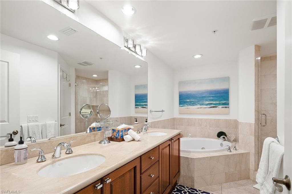 985 Sandpiper St I205, Naples, FL 34102-15