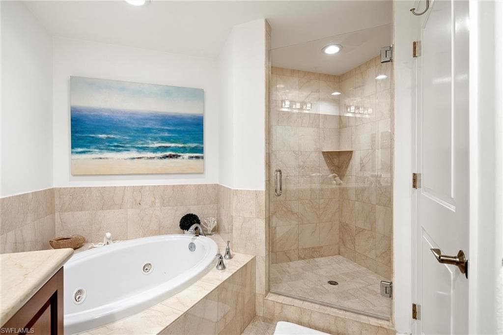 985 Sandpiper St I205, Naples, FL 34102-16
