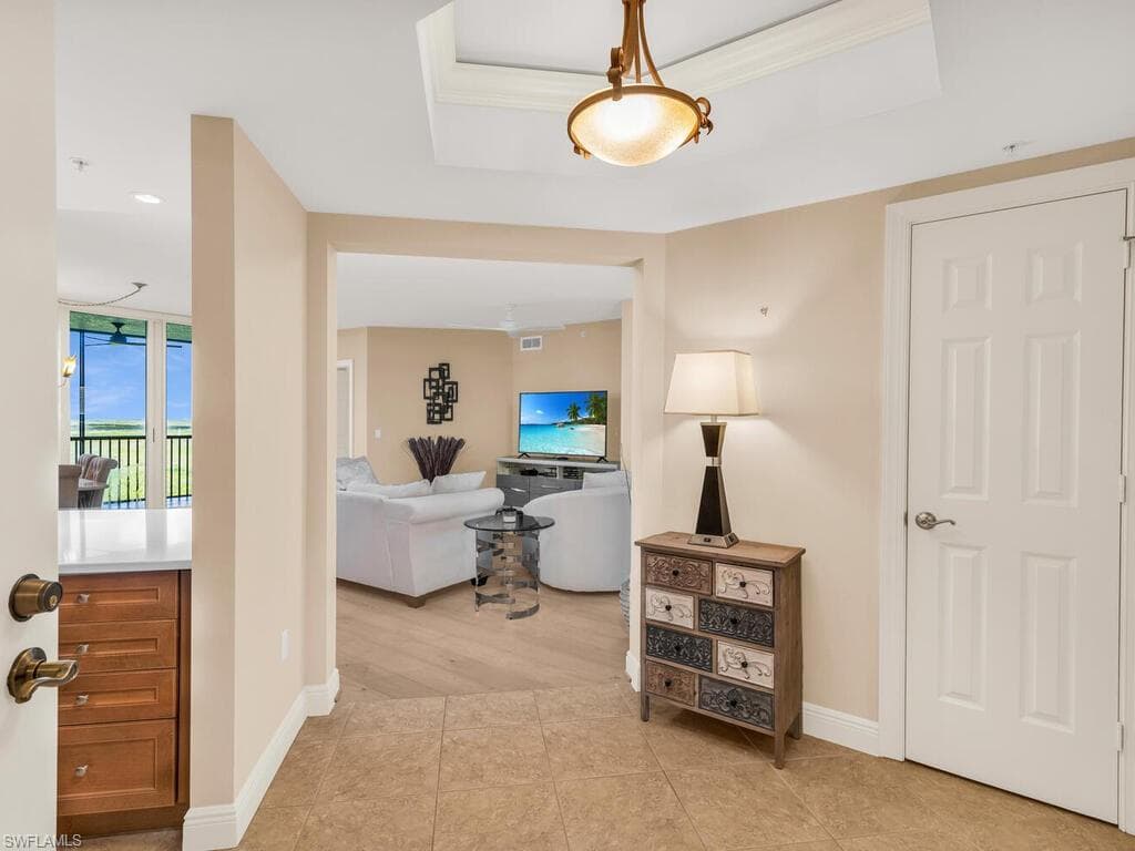 1065 Borghese Ln 1105, Naples, FL 34114-5