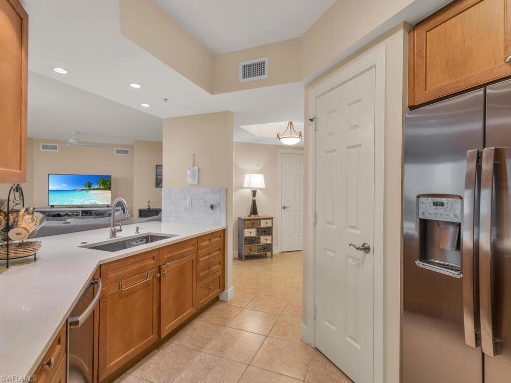 1065 Borghese Ln 1105, Naples, FL 34114-8