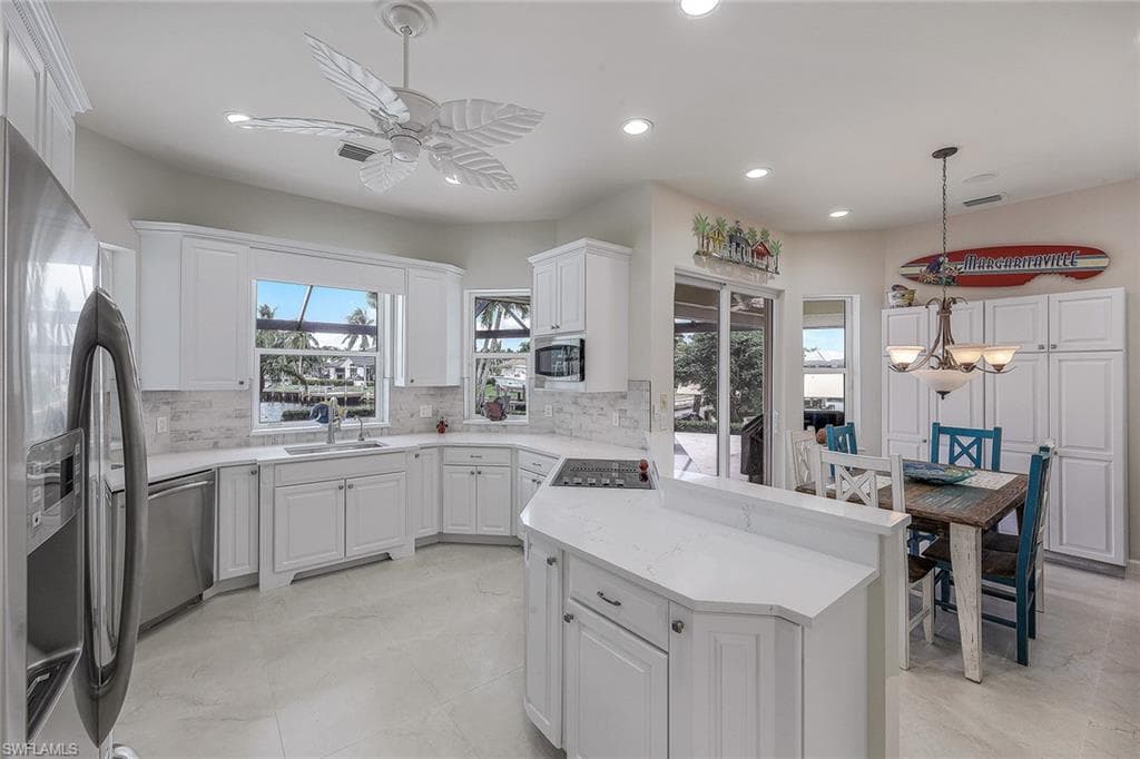 95 Anchor Ct, Marco Island, FL 34145-12