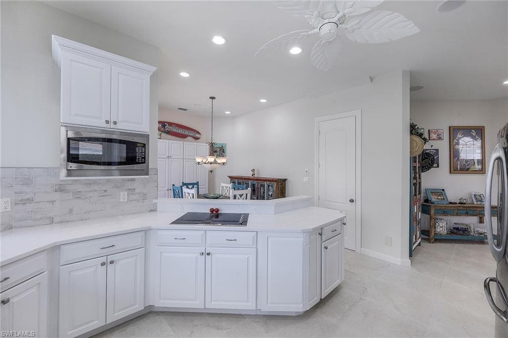 95 Anchor Ct, Marco Island, FL 34145-15