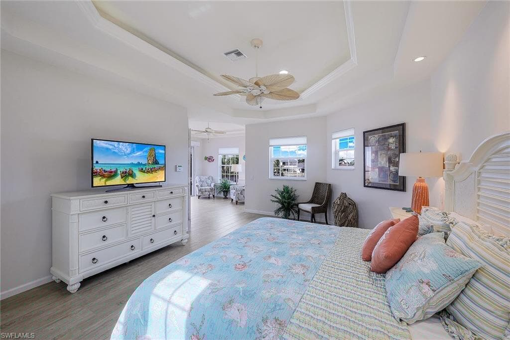 95 Anchor Ct, Marco Island, FL 34145-21