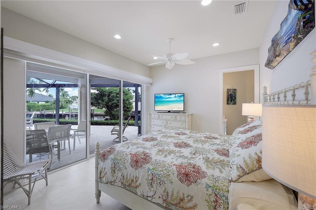 95 Anchor Ct, Marco Island, FL 34145-28
