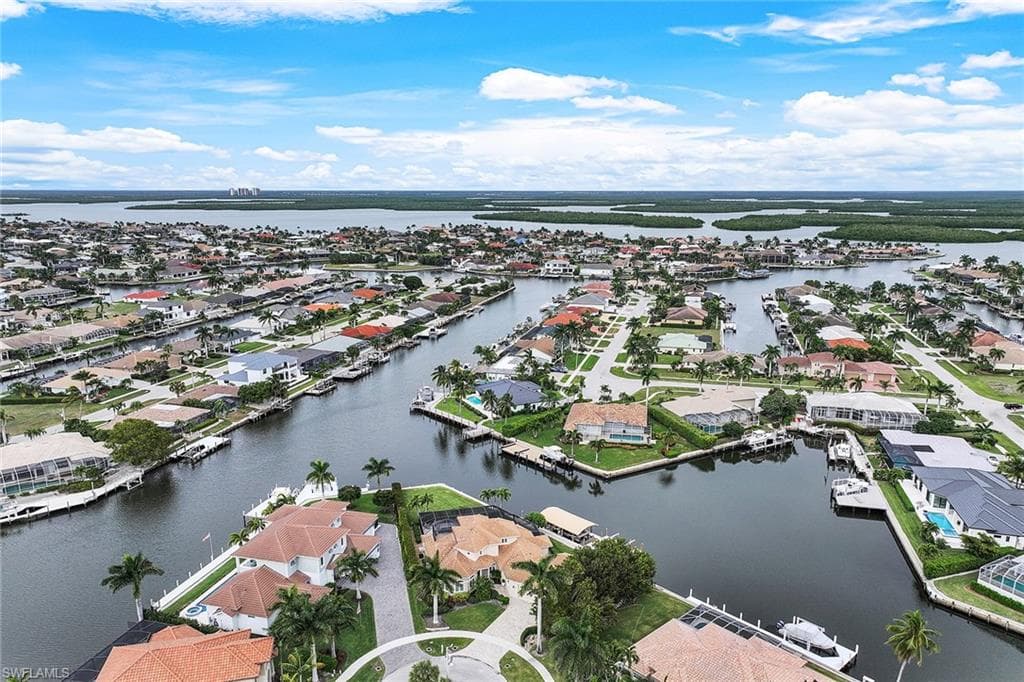 95 Anchor Ct, Marco Island, FL 34145-3