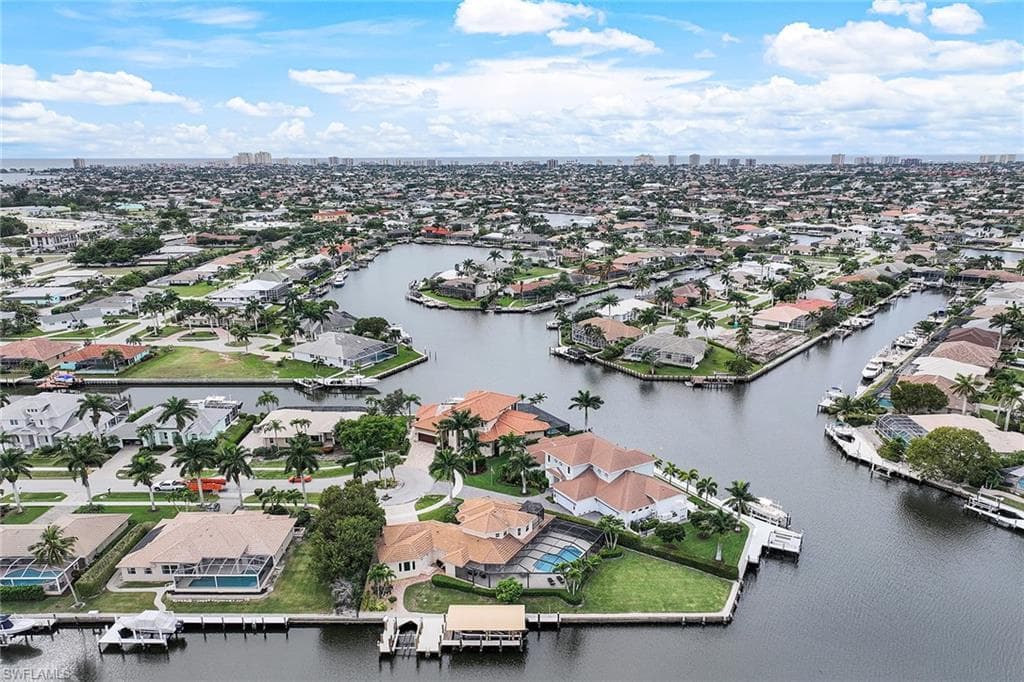 95 Anchor Ct, Marco Island, FL 34145-44