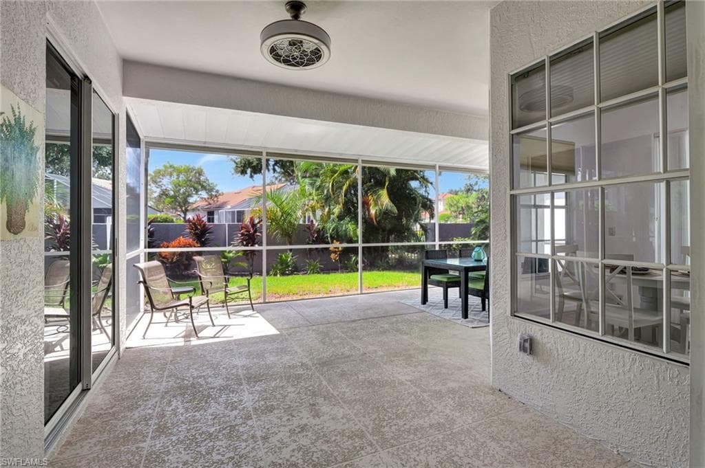 170 Vista Ln, Naples, FL 34119-16