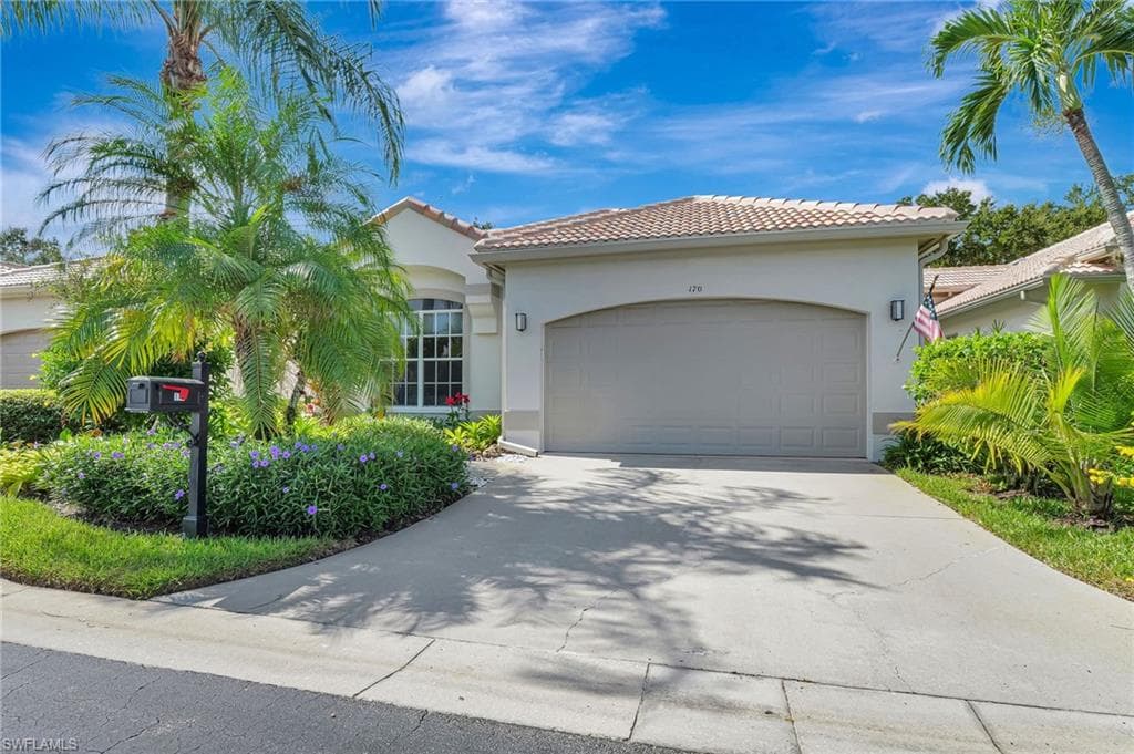 170 Vista Ln, Naples, FL 34119-19