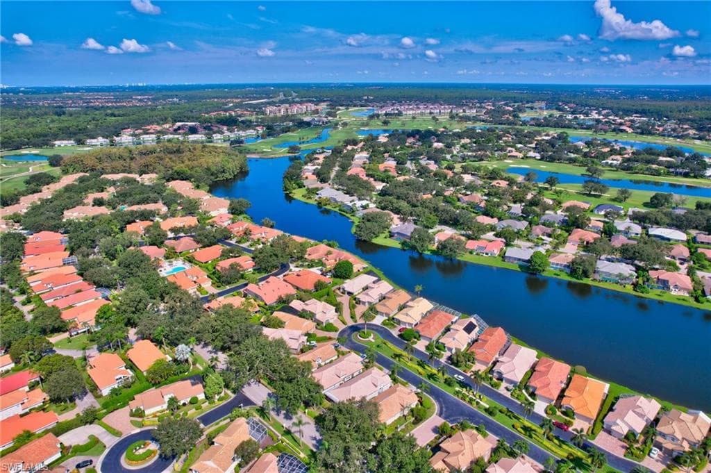 170 Vista Ln, Naples, FL 34119-23