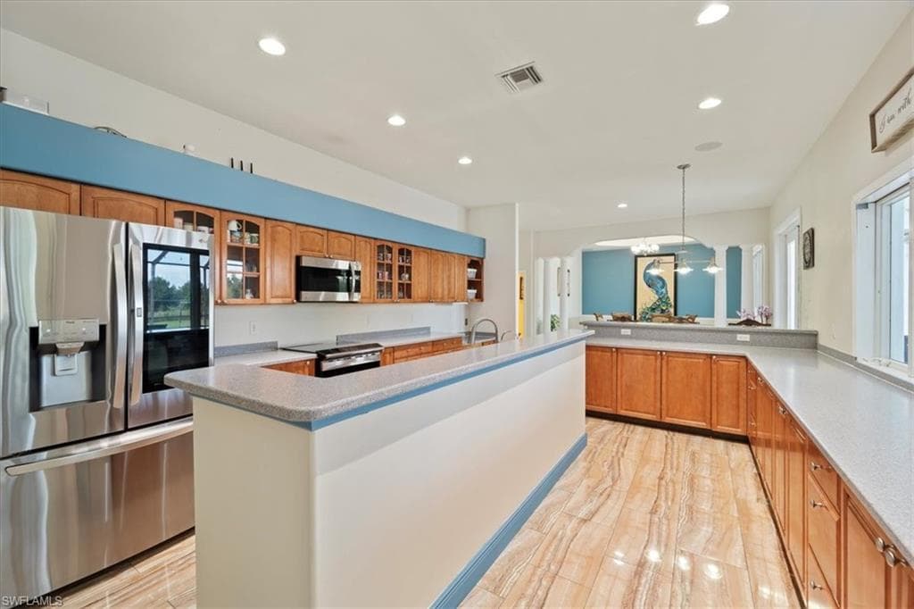 4281 68th Ave NE, Naples, FL 34120-16