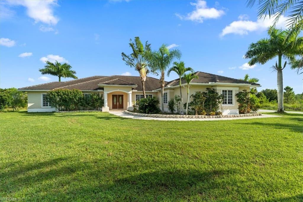 4281 68th Ave NE, Naples, FL 34120-2